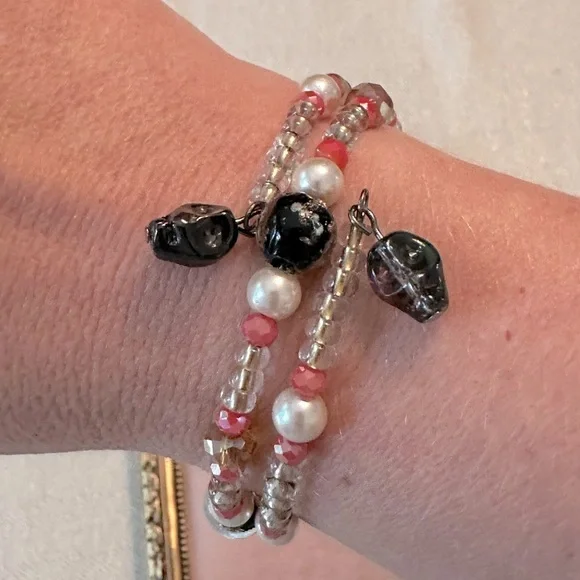 Handmade Skull & Roses Whimsical Necklace, Bracelet & Earrings Set Coral Peach - Picture 7 of 17